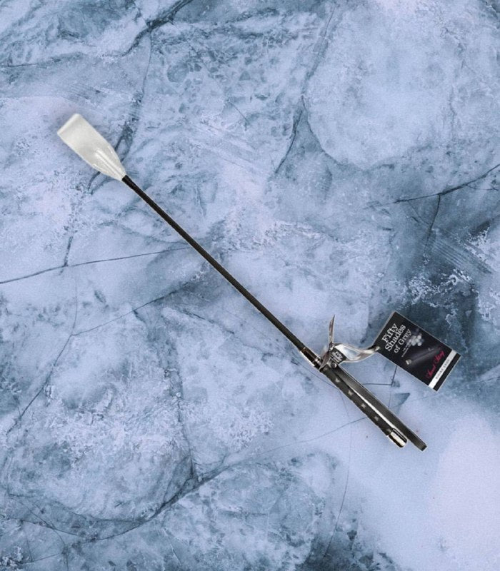 FIFTY SHADES 🩶 SWEET STING RIDING CROP