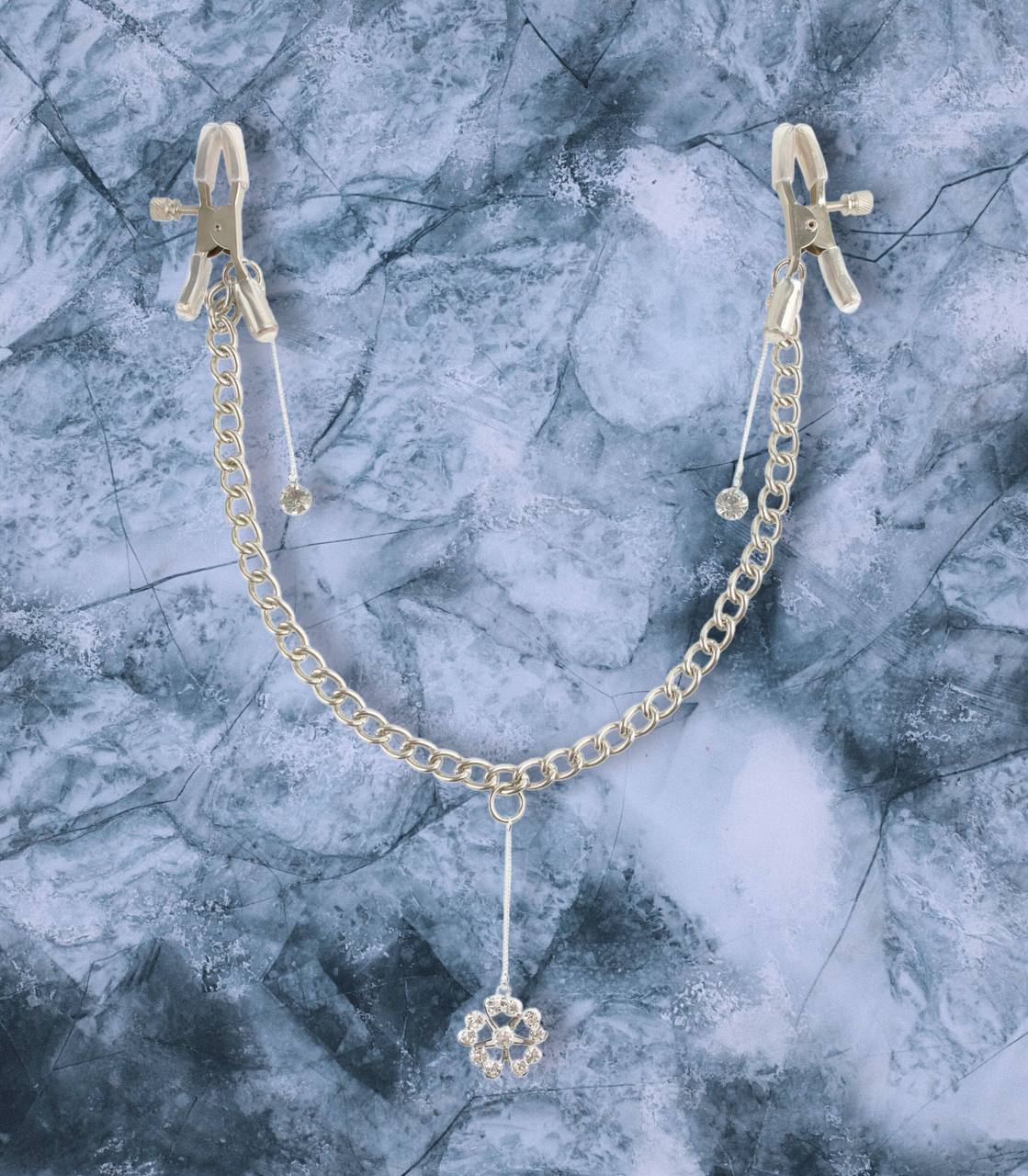 PINZAS DE PEZONES DETALLES DE CRISTAL